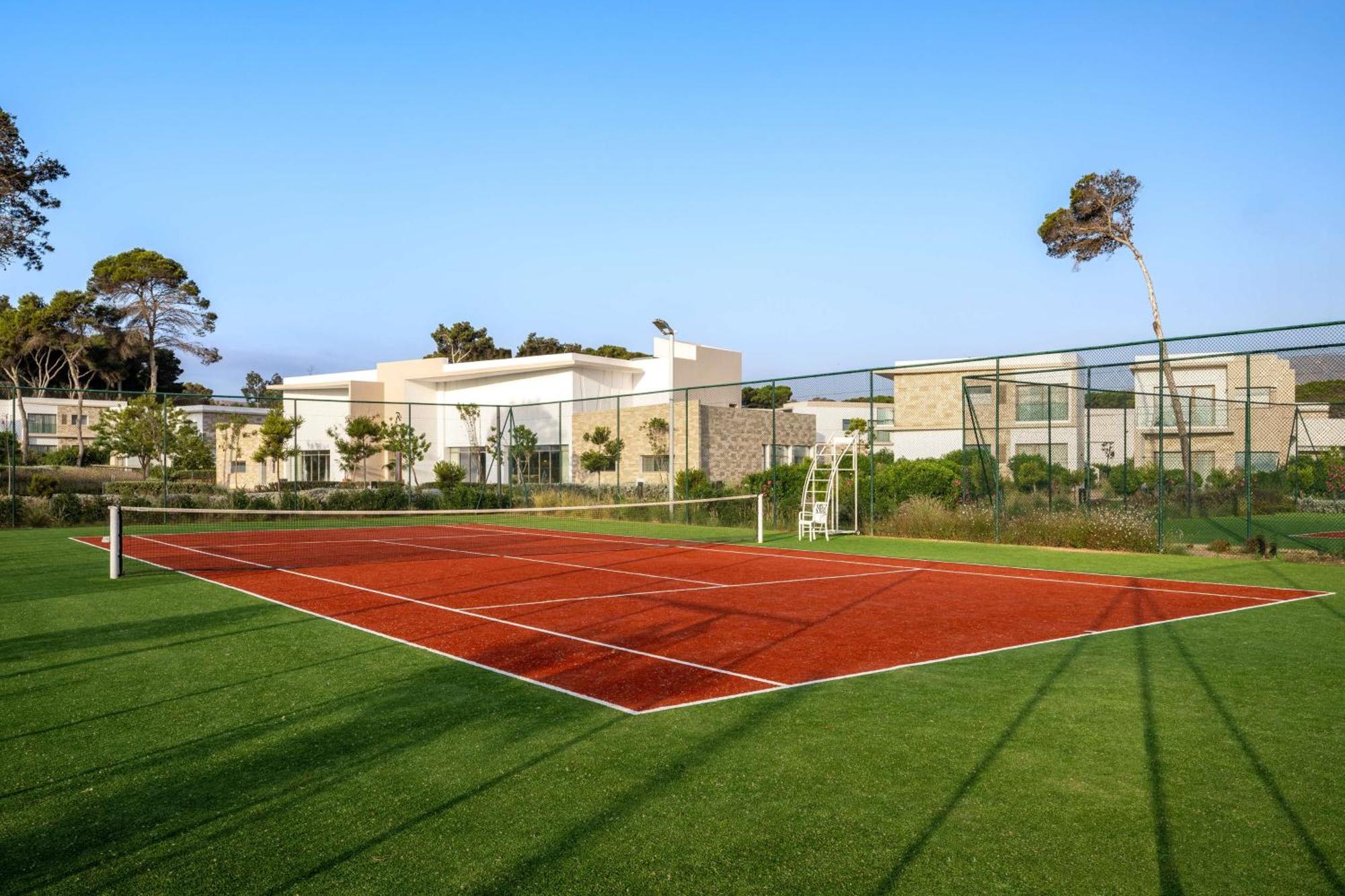胡塞马丽笙度假村 外观 照片 Tennis court