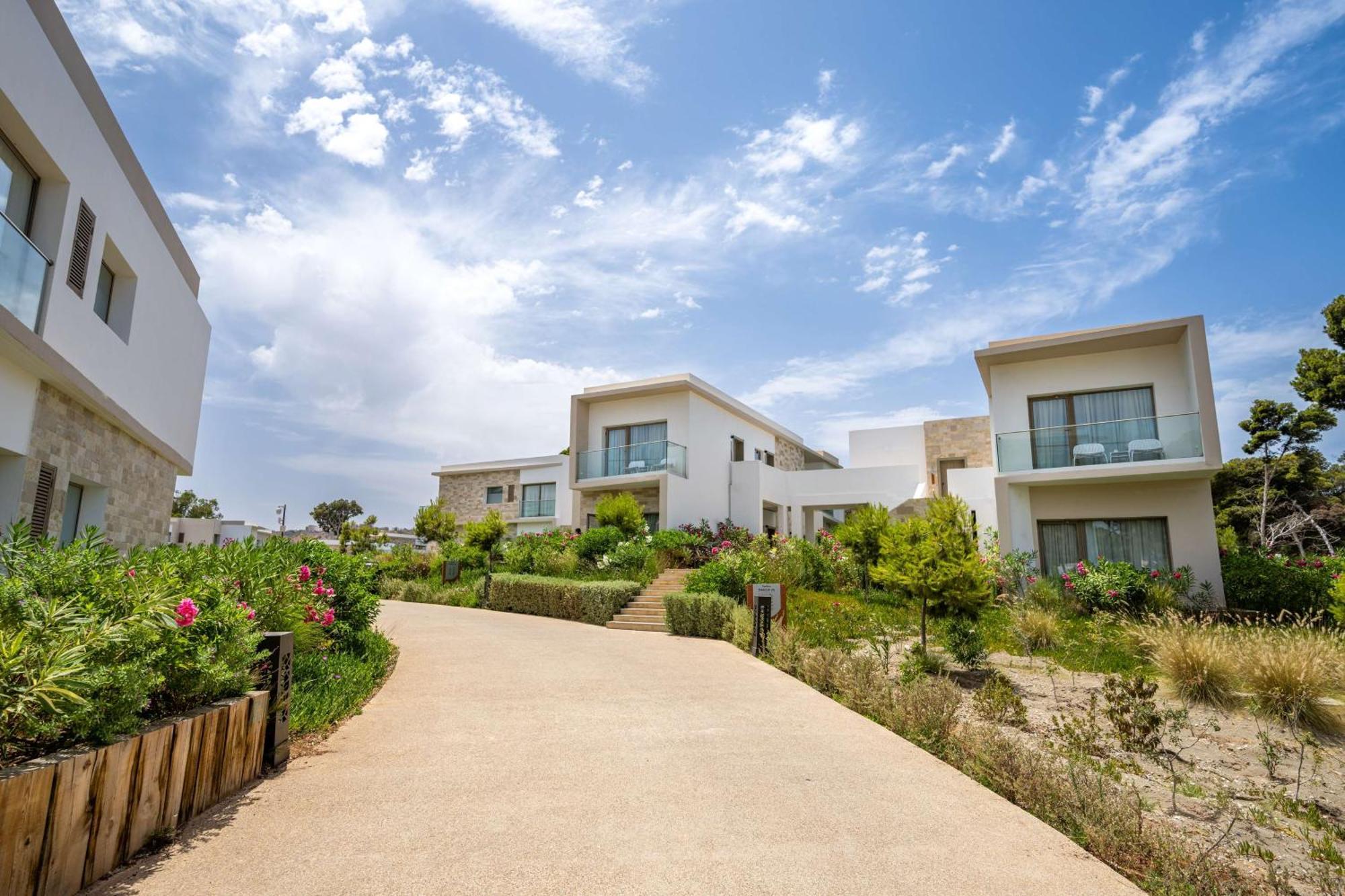 胡塞马丽笙度假村 外观 照片 The resort's villas