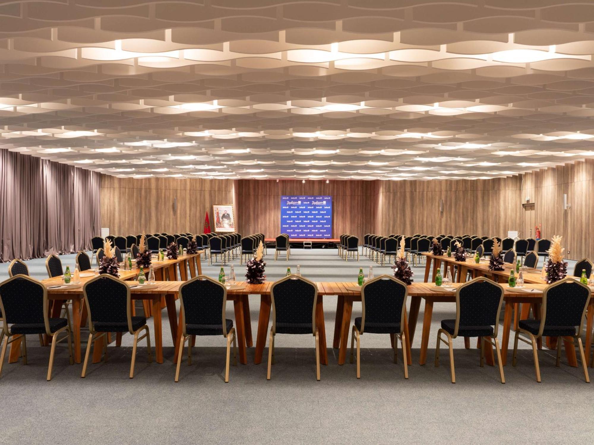 胡塞马丽笙度假村 外观 照片 The conference hall